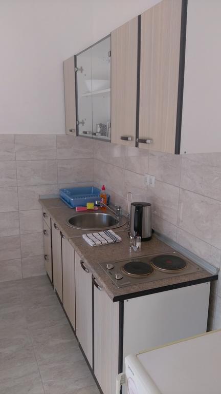 Apartments Sadina Скрадин Екстериор снимка