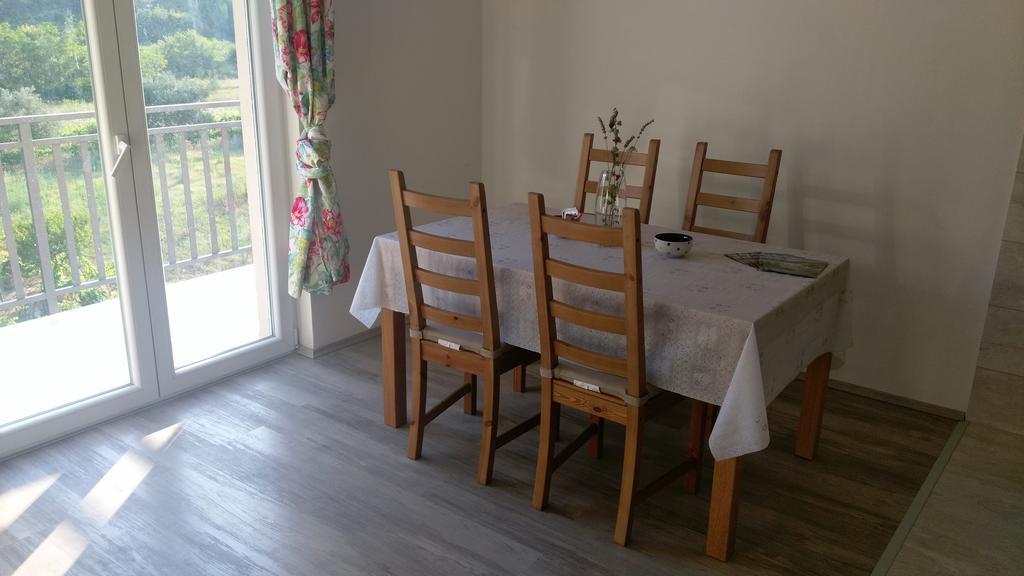 Apartments Sadina Скрадин Екстериор снимка