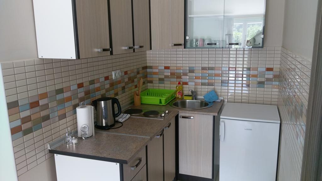 Apartments Sadina Скрадин Екстериор снимка